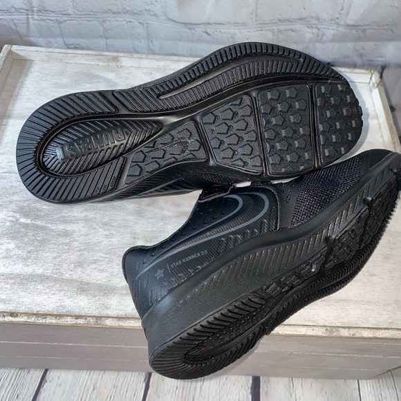 NIKE STAR RUNNER 2 (PSV) BLACK VELCRO YOUTH SHOES - Picture 5 of 6